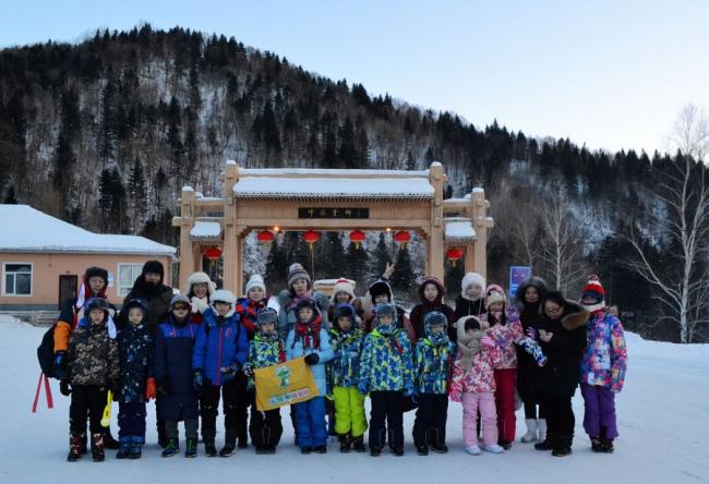 雪乡亲子户外研学游.jpg