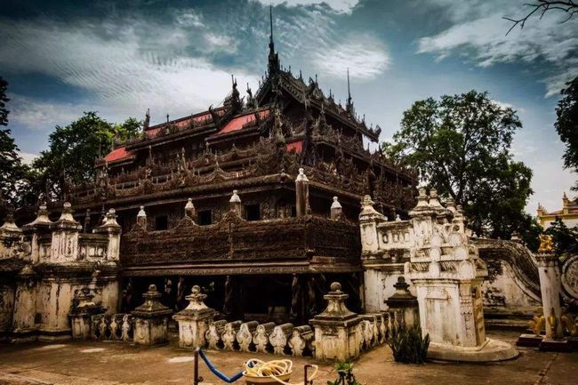 金色柚木寺 (1).jpg