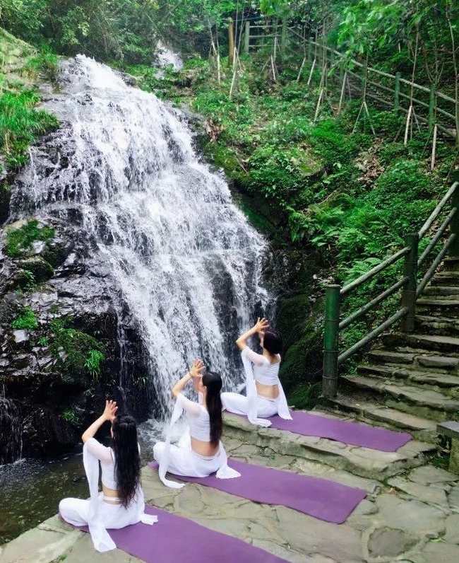 周洛大峡谷 (1).jpeg